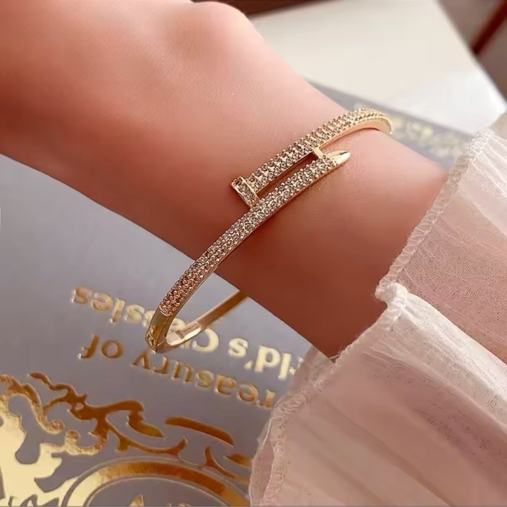 Just Un Clou Nail Crystal Bangle Bracelet - Picture 4 of 10